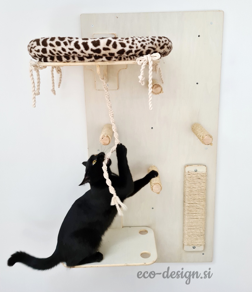cat_climbing_shelf_wall_eco-design4